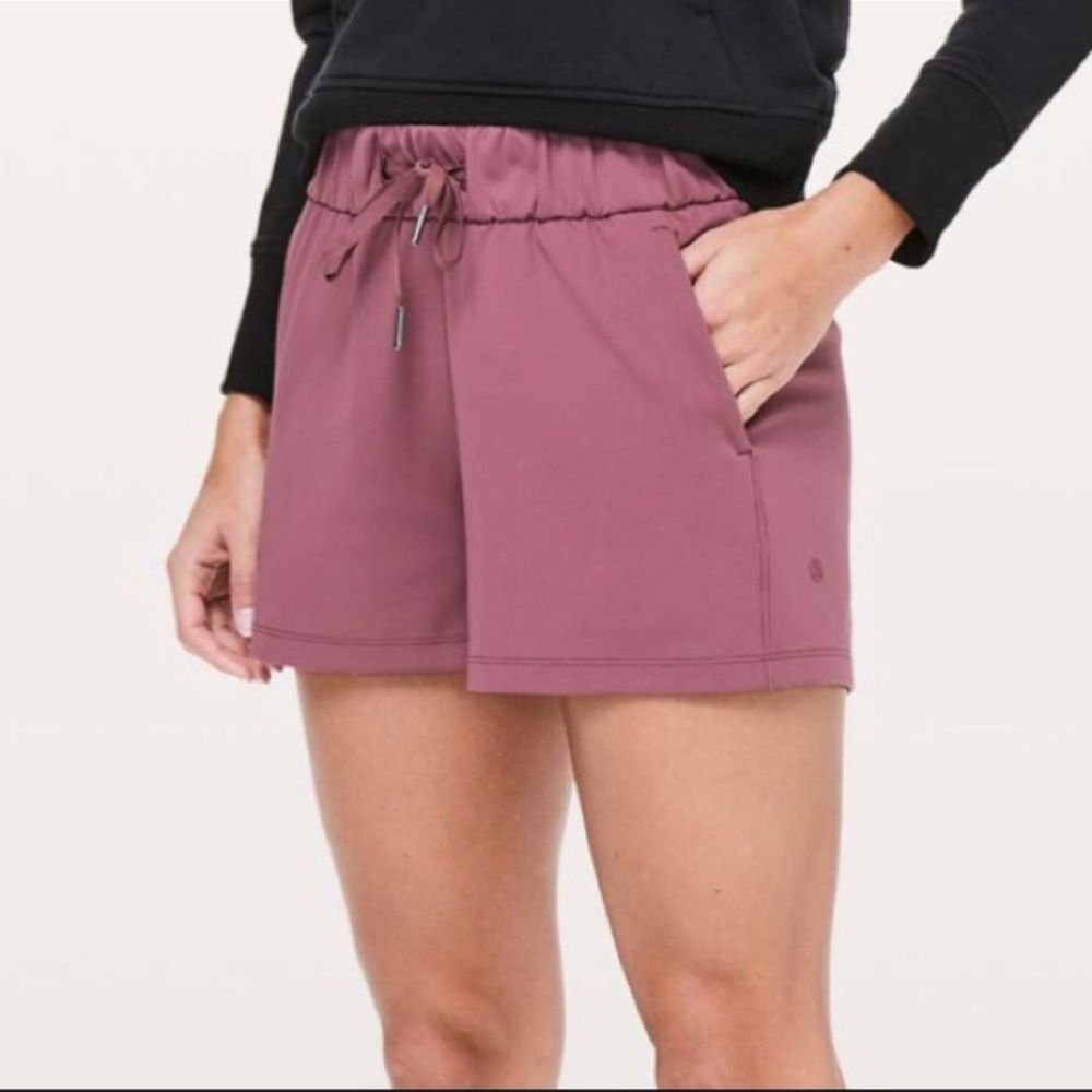 Lululemon On the Fly shorts